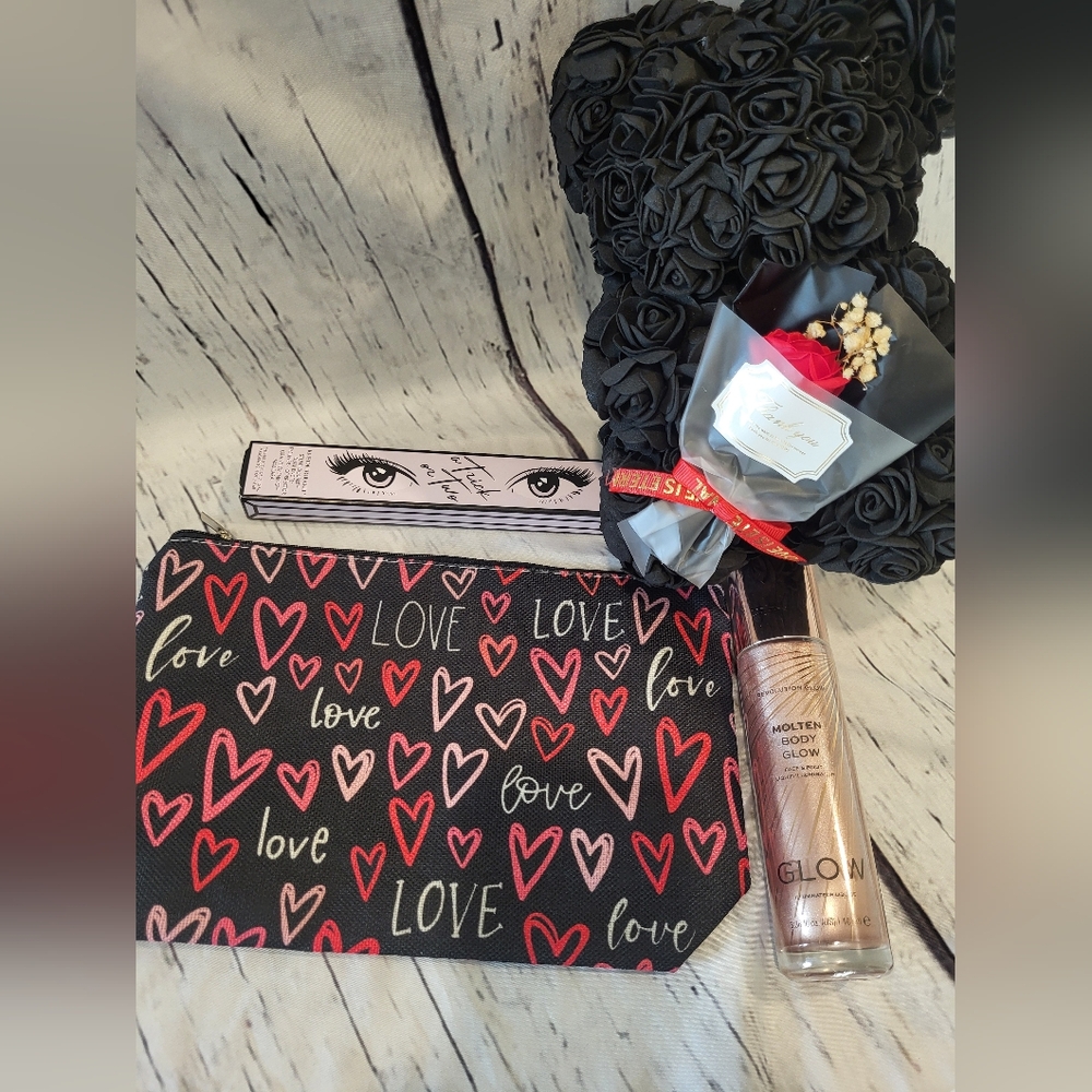 Black rose bear Gift Bundle: The Perfect Way to Say 'I Love You' (New) - Picture 2 of 8